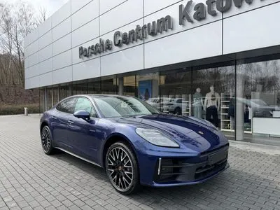 Porsche Panamera 4 E-Hybrid