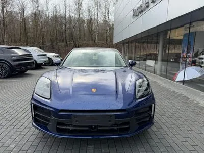 Porsche Panamera 4 E-Hybrid
