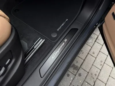 Porsche Cayenne S E-Hybrid PHEV
