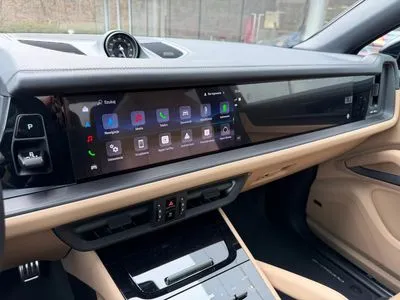 Porsche Cayenne S E-Hybrid PHEV