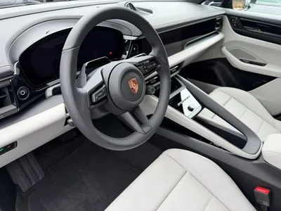 Porsche Macan 4 100kWh