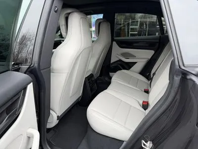 Porsche Macan 4 100kWh