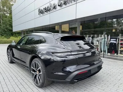 Porsche Taycan 4S