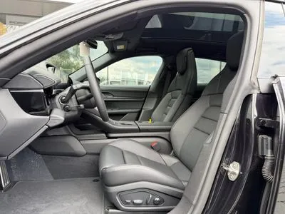 Porsche Taycan 4S