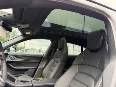 Porsche Taycan 4S