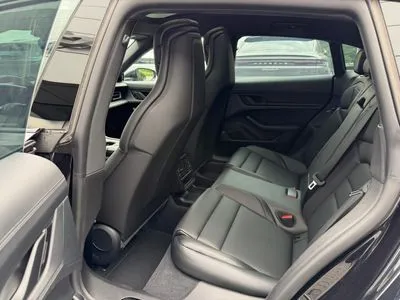 Porsche Taycan 4S