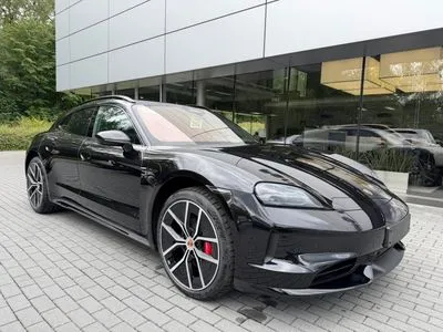 Porsche Taycan 4S