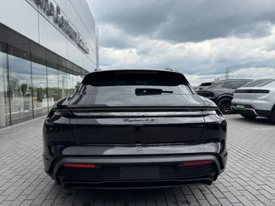 Porsche Taycan 4S