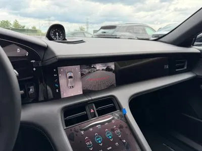 Porsche Taycan 4S