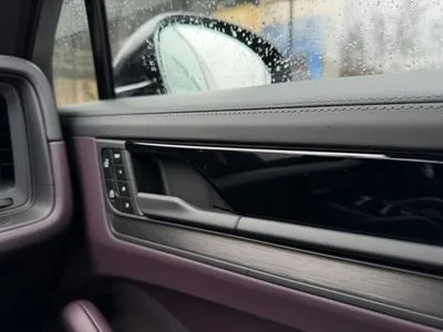 Porsche Cayenne E-Hybrid PHEV Black Edition