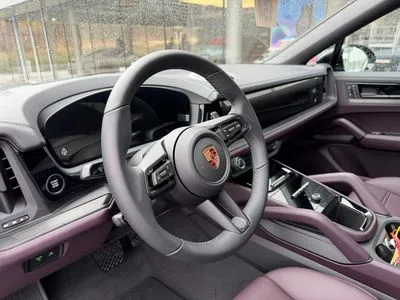 Porsche Cayenne E-Hybrid PHEV Black Edition
