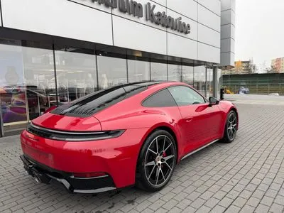 Porsche 911 Carrera 4 GTS