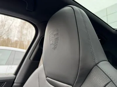 Porsche Cayenne Black Edition
