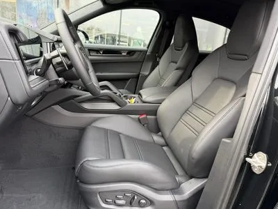 Porsche Cayenne Black Edition