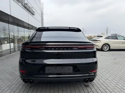 Porsche Cayenne Black Edition