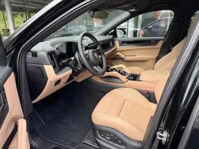 Porsche Cayenne Black Edition