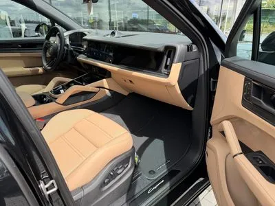 Porsche Cayenne Black Edition