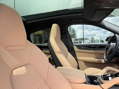 Porsche Cayenne Black Edition