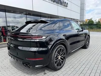 Porsche Cayenne Black Edition