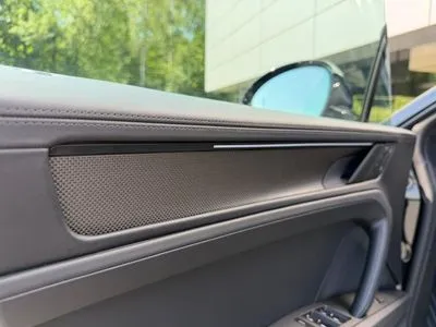 Porsche Cayenne 113.2kWh
