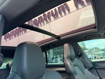 Porsche Cayenne 113.2kWh