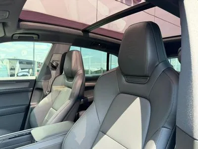 Porsche Cayenne 113.2kWh