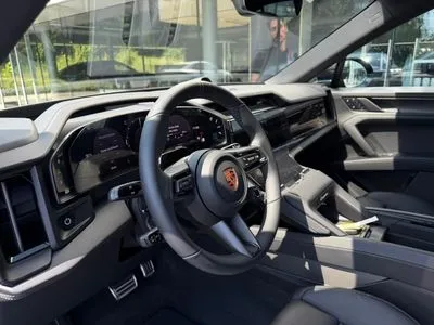 Porsche Cayenne 113.2kWh