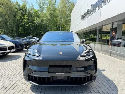 Porsche Cayenne 113.2kWh