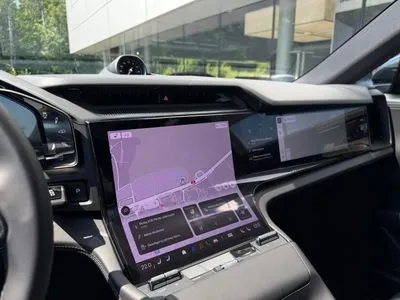 Porsche Cayenne 113.2kWh