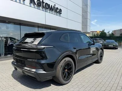 Porsche Cayenne 113.2kWh