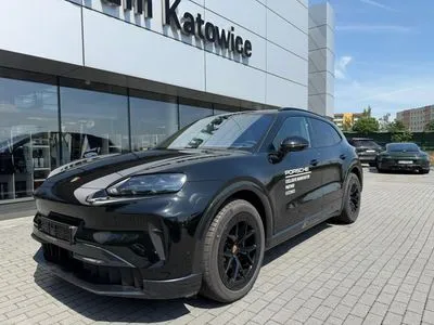 Porsche Cayenne 113.2kWh