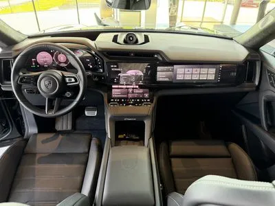 Porsche Cayenne 113.2kWh