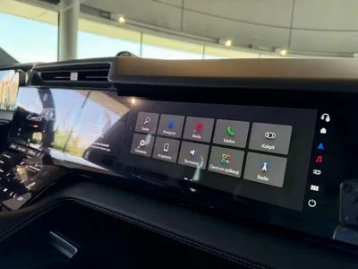 Porsche Cayenne 113.2kWh