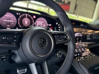 Porsche Cayenne 113.2kWh