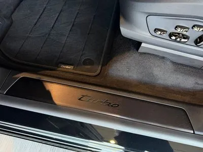 Porsche Cayenne 113.2kWh