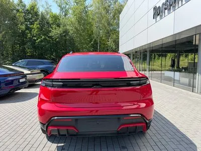 Porsche Macan 4S 100kWh