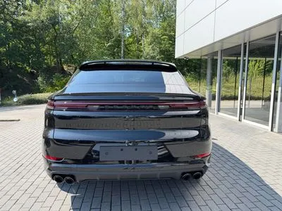 Porsche Cayenne E-Hybrid PHEV Black Edition