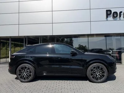 Porsche Cayenne E-Hybrid PHEV Black Edition