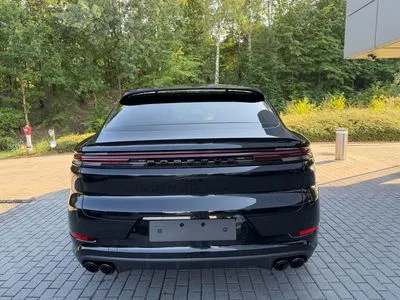 Porsche Cayenne E-Hybrid PHEV Black Edition