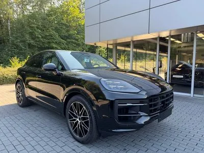 Porsche Cayenne E-Hybrid PHEV Black Edition