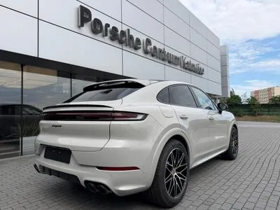 Porsche Cayenne Black Edition