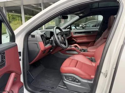 Porsche Cayenne Black Edition