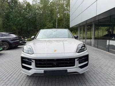 Porsche Cayenne Black Edition