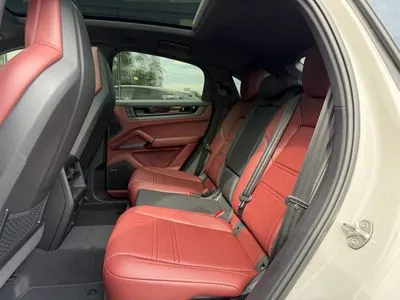 Porsche Cayenne Black Edition
