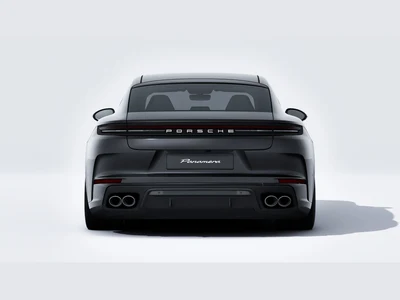 Porsche Panamera 4