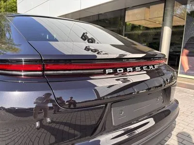 Porsche Panamera 4 E-Hybrid