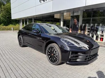 Porsche Panamera 4 E-Hybrid