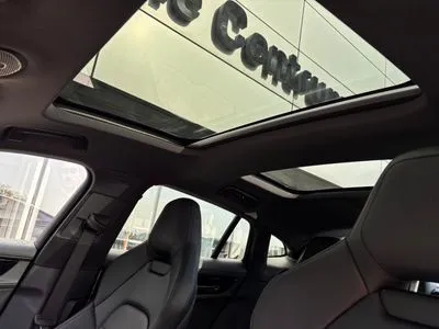 Porsche Panamera 4 E-Hybrid