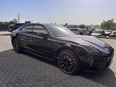 Porsche Panamera 4 E-Hybrid