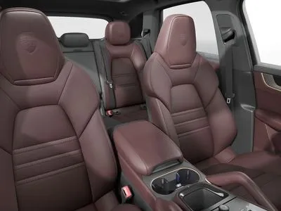 Porsche Cayenne E-Hybrid PHEV Black Edition